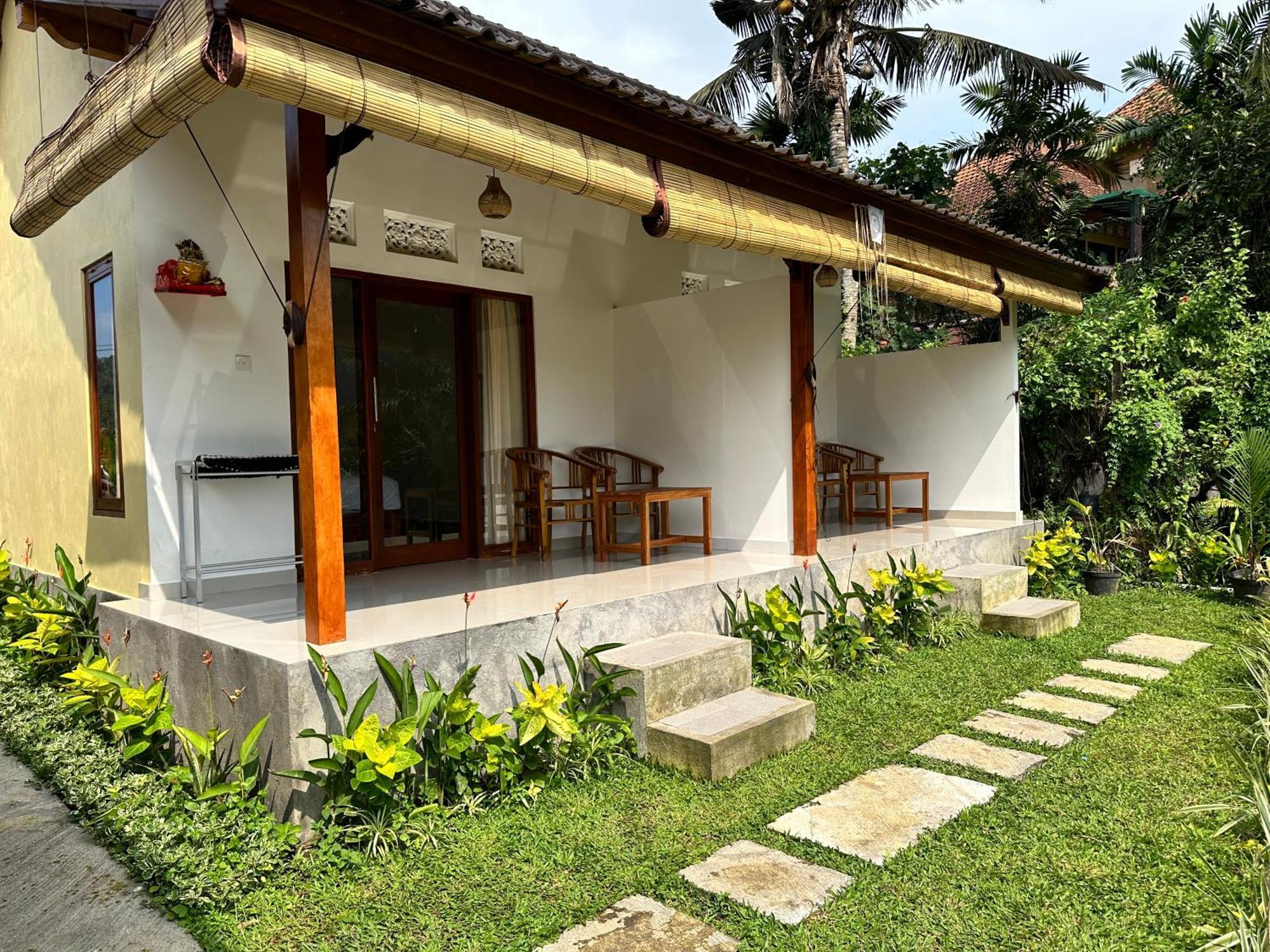 D'Janu Homestay Sidemen  Exterior photo